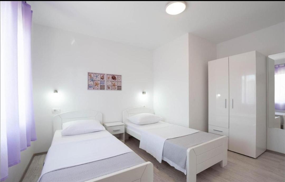 Apartment Nina Podstrana Exteriér fotografie