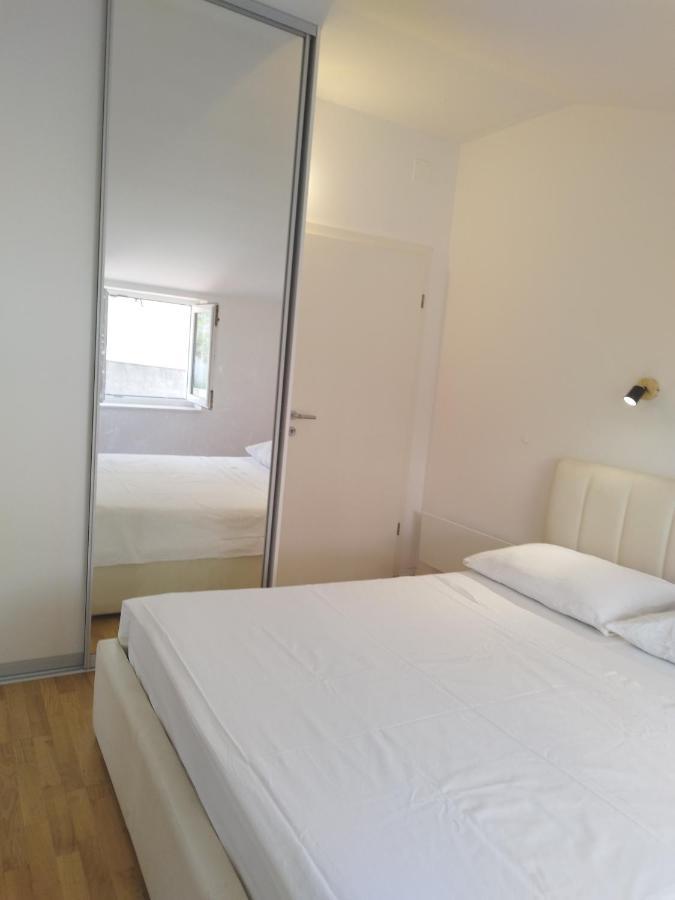 Apartment Nina Podstrana Exteriér fotografie