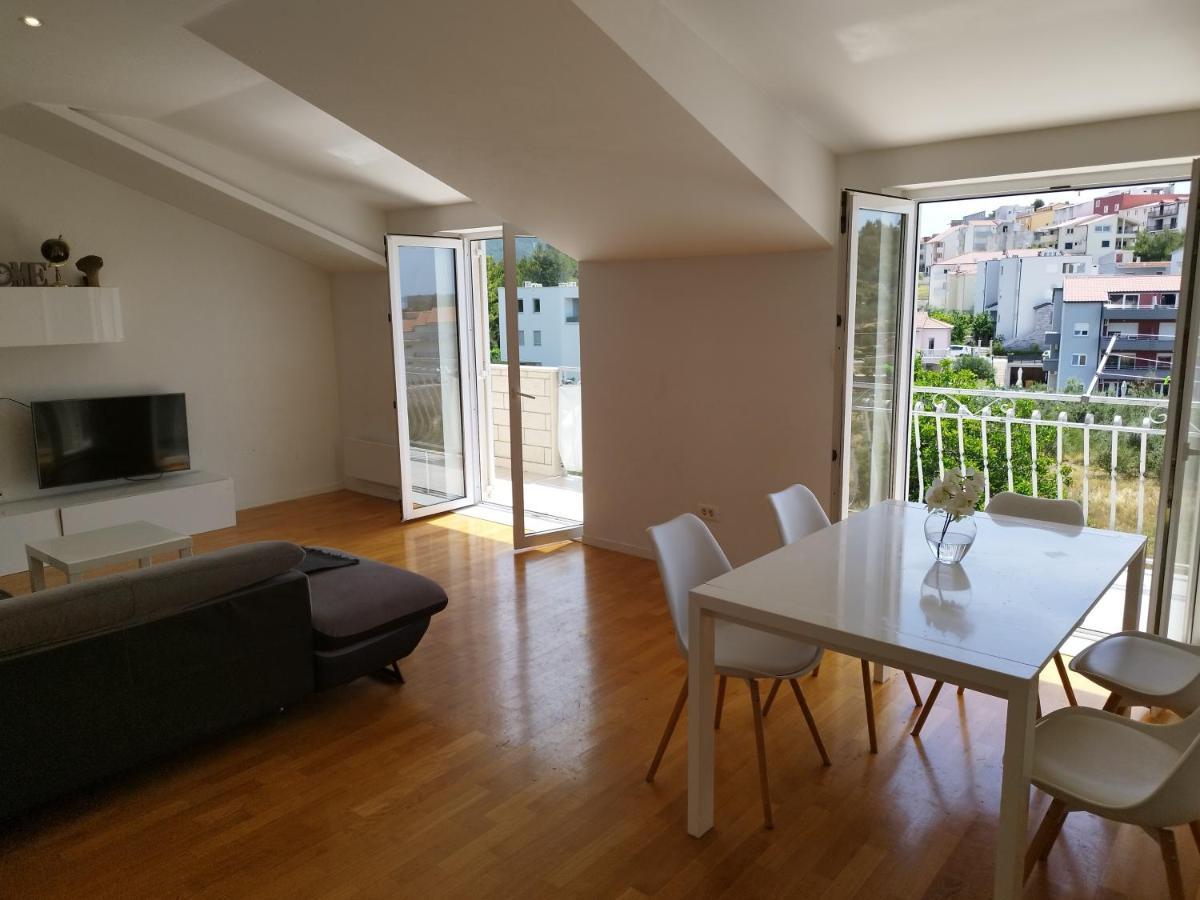 Apartment Nina Podstrana Exteriér fotografie